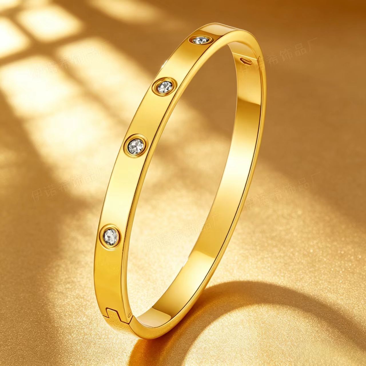 Wholesale 18K Gold Plated Stainless Steel Rhinestone Bracelet Trendy Office Jewelry Accessory