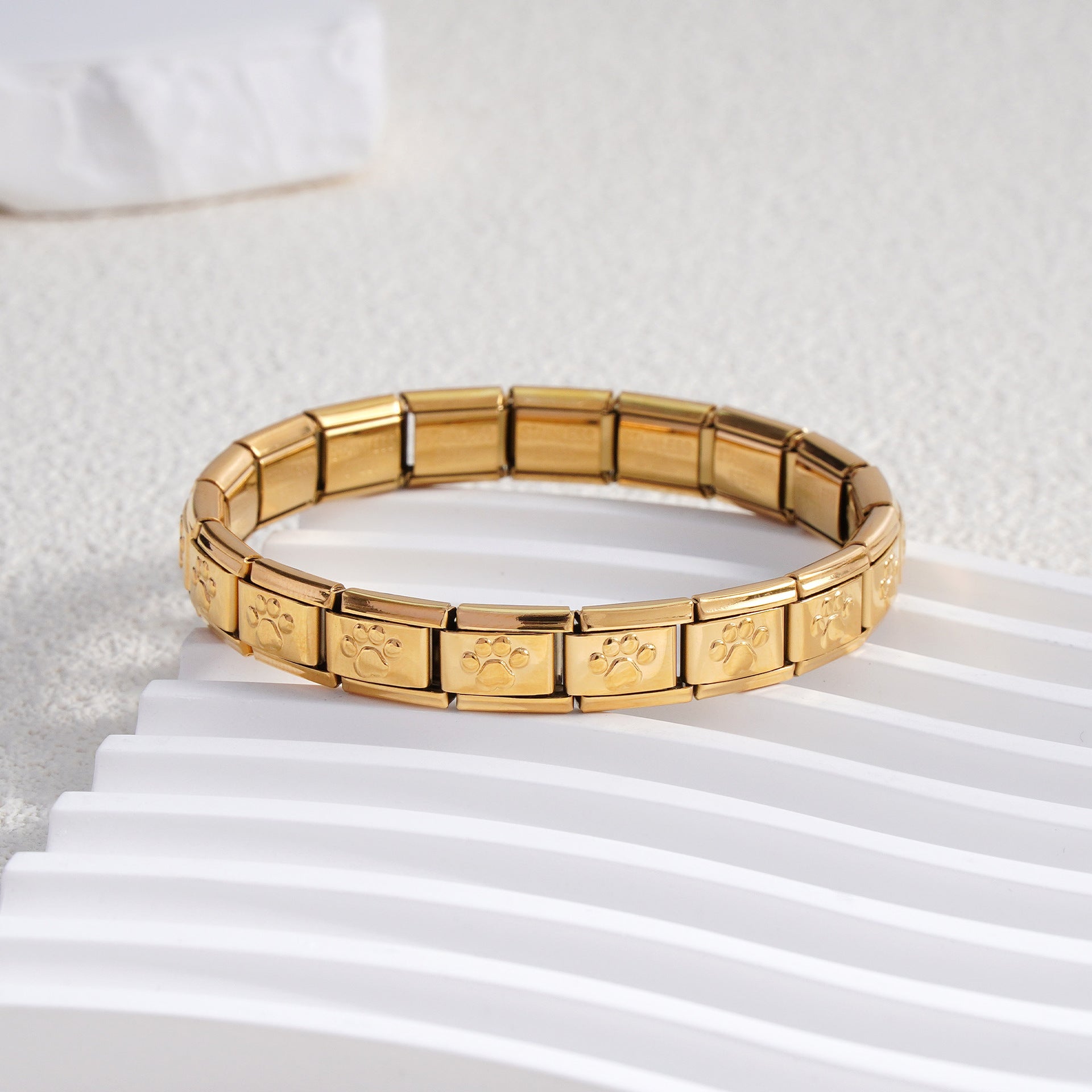 Wholesale Heart Shaped Stainless Steel DIY Modular Bracelet Fashion Accessory Great For Gift Giving And Boutique Resale