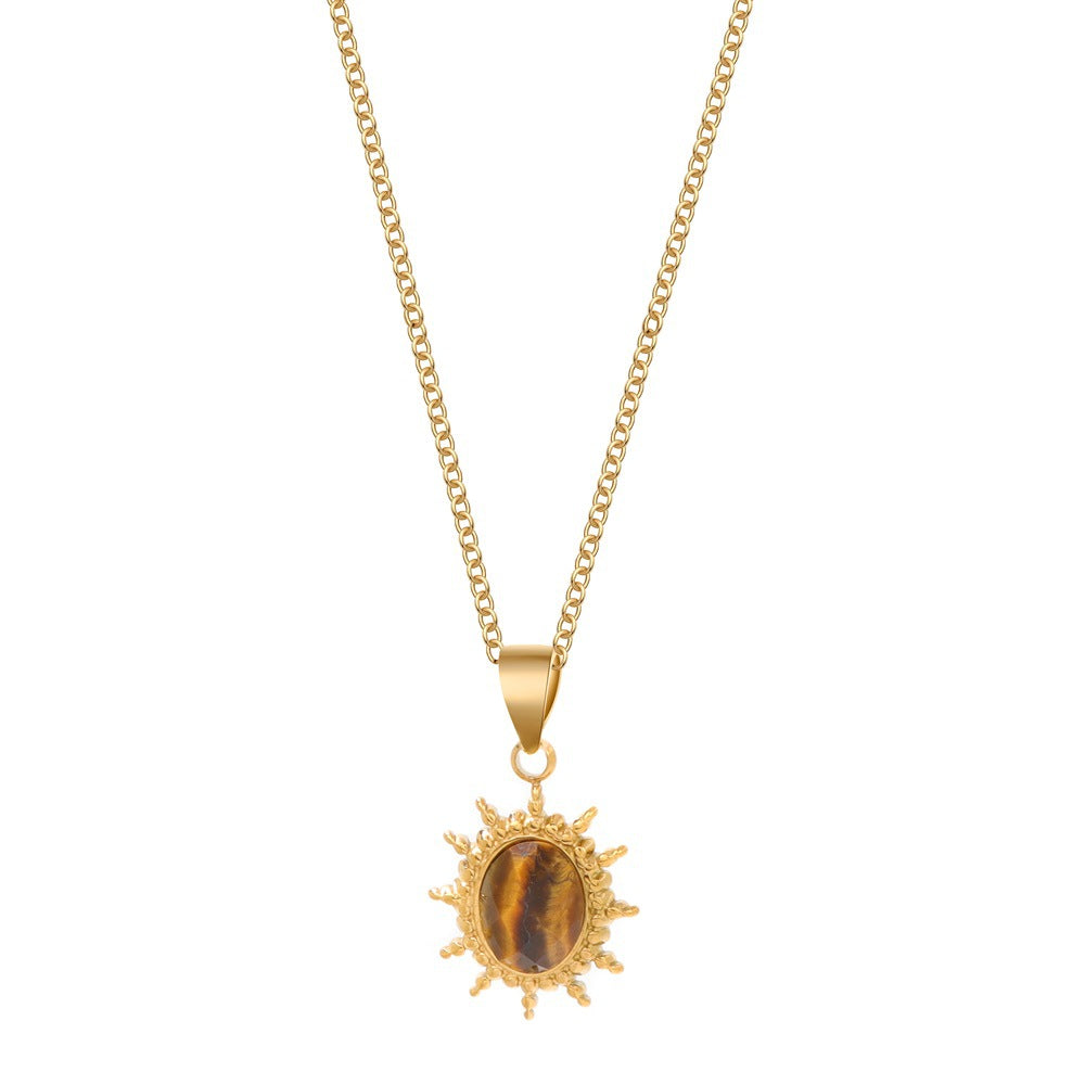 Wholesale Stainless Steel Round Sun Pendant Necklace Vintage Geometric Jewelry Accessory for Women Everyday