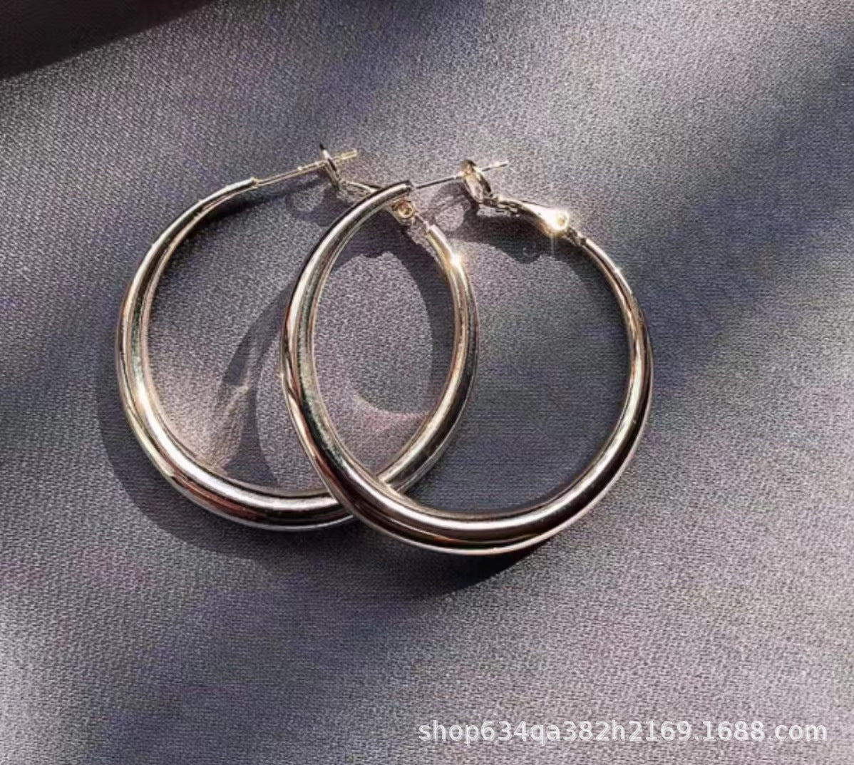 Wholesale  Exaggerated Large Hoop Earrings