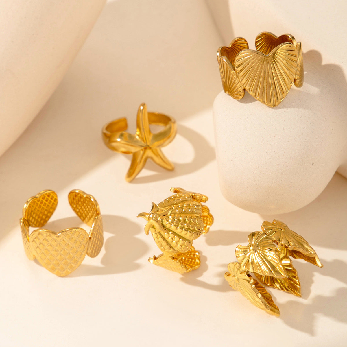 Wholesale Titanium steel  smooth starfish love  simple versatile opening adjustable ring