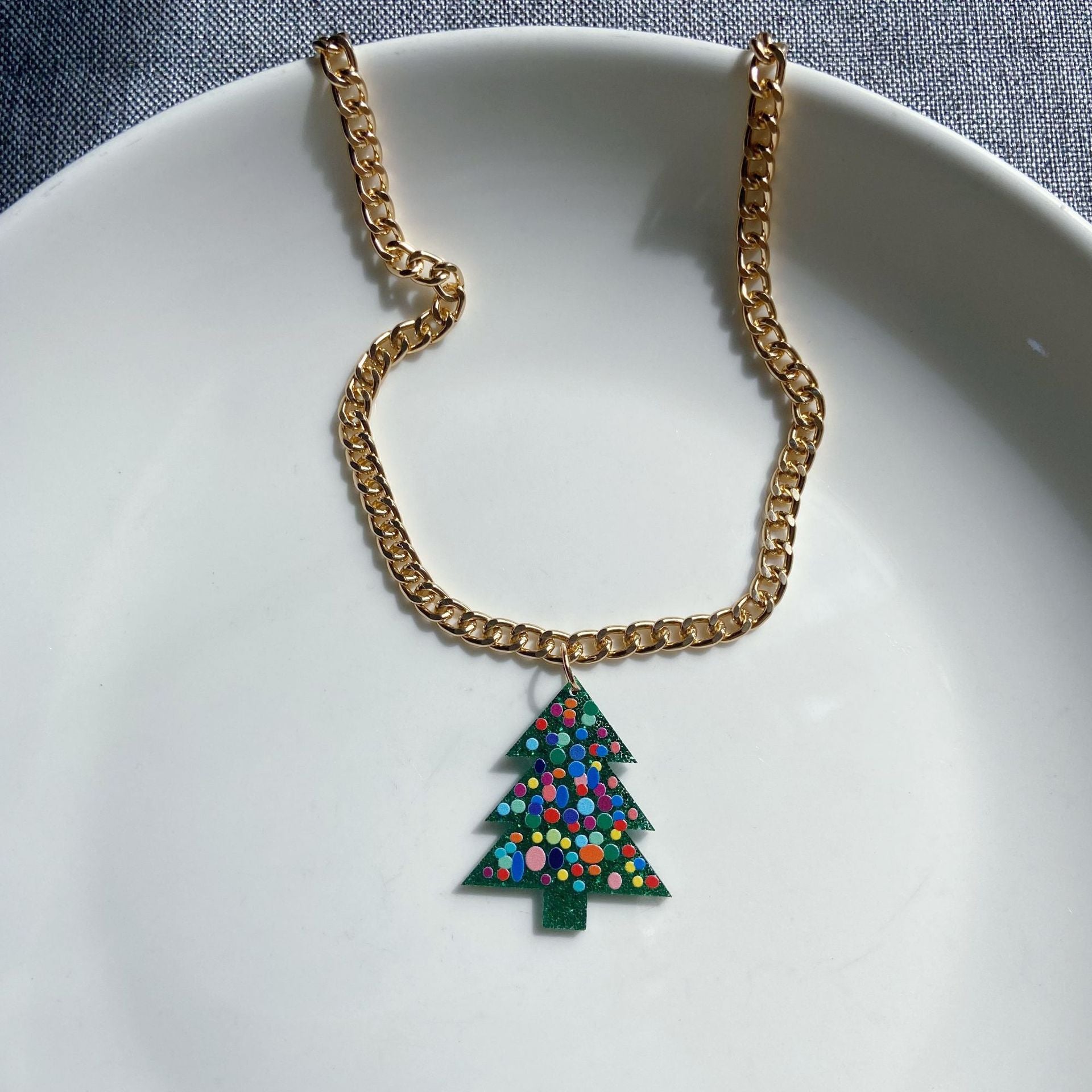 Wholesale Christmas tree cake tree  Acrylic Earrings and necklace set