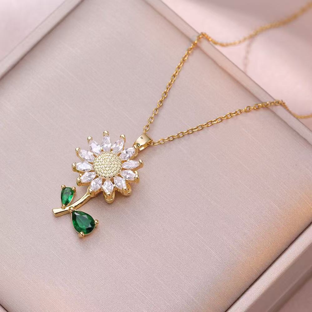 Wholesale Necklace  Diamond-encrusted Sunflower  Ring Rotatable Clavicle Chain Jewelry