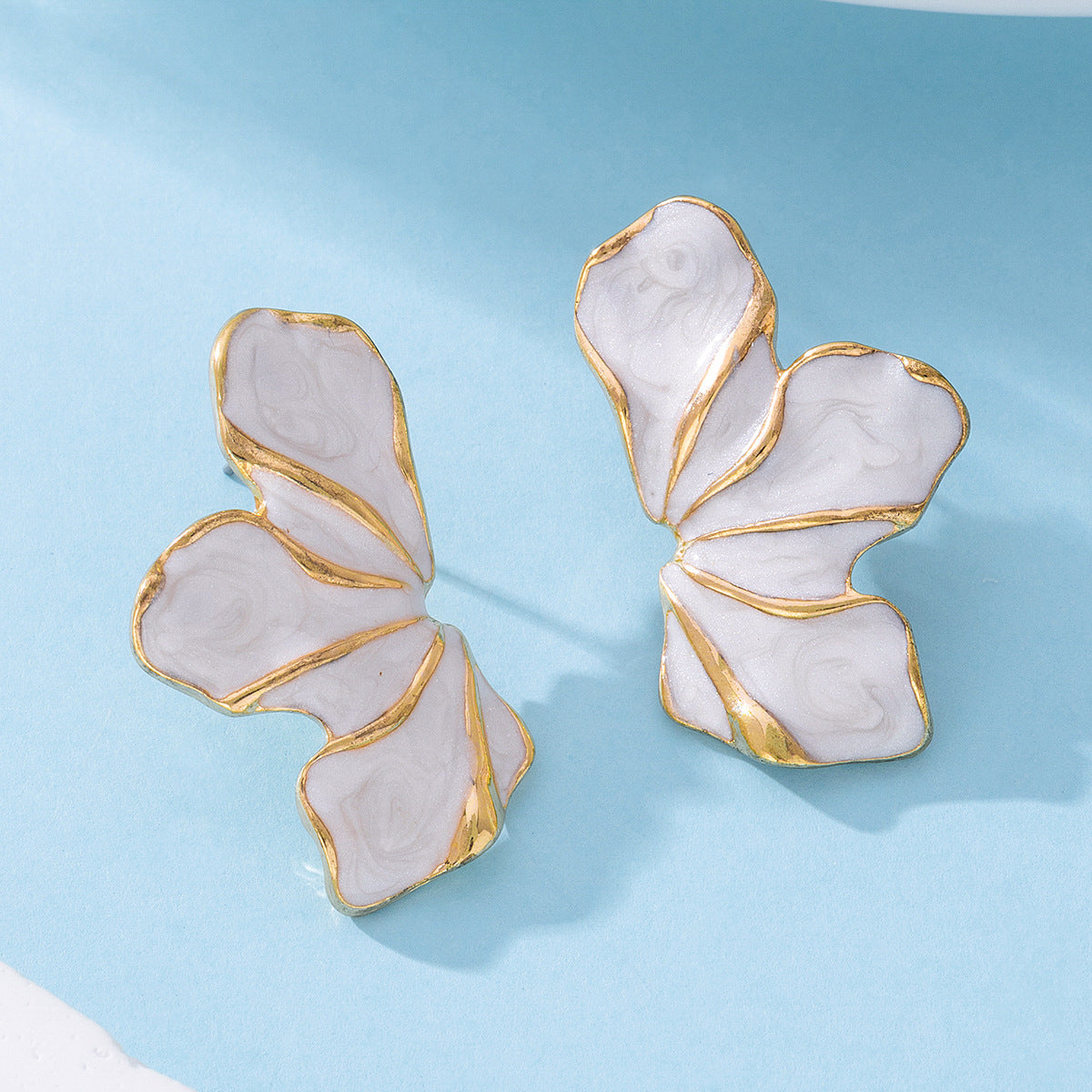 Wholesale Floral Leaf Drip Glaze Alloy Earrings,  Trendy Fashion Accessory for Party or Boutique Resale