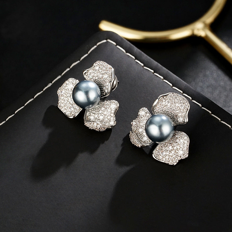 Wholesale full of diamond petals new fashion zircon  flower pearl earrings
