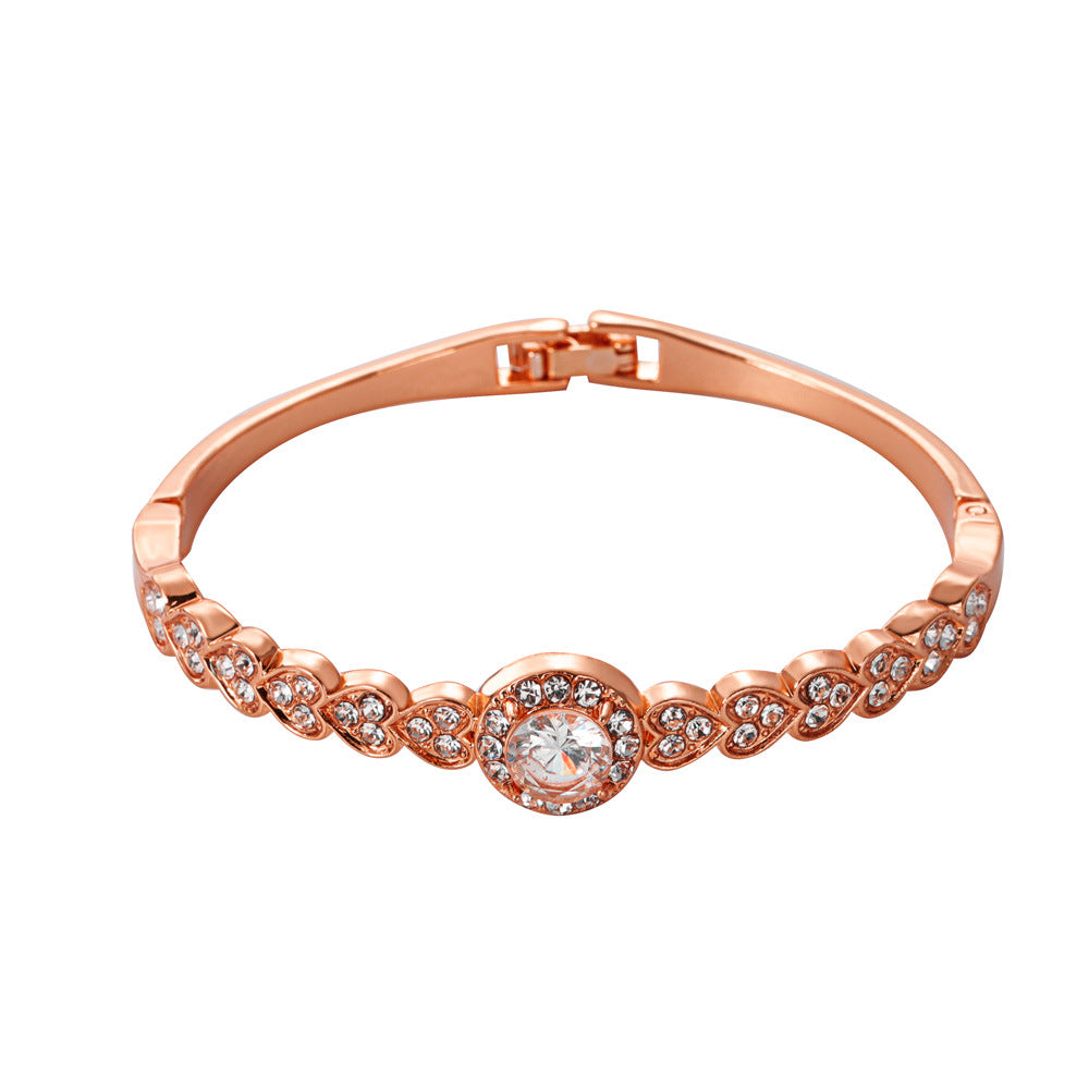 Wholesale Gold Love Heart Rhinestone Bracelet Vintage Style Fashion Jewelry Accessory Gift