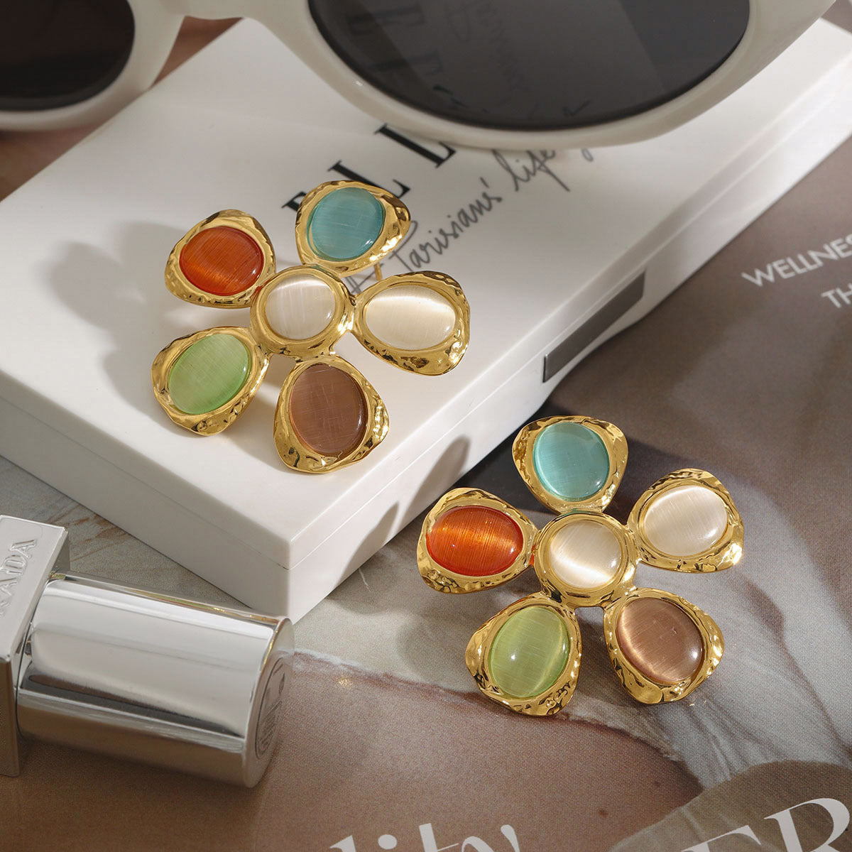 Wholesale stainless steel  light luxury cat's eye stone earrings