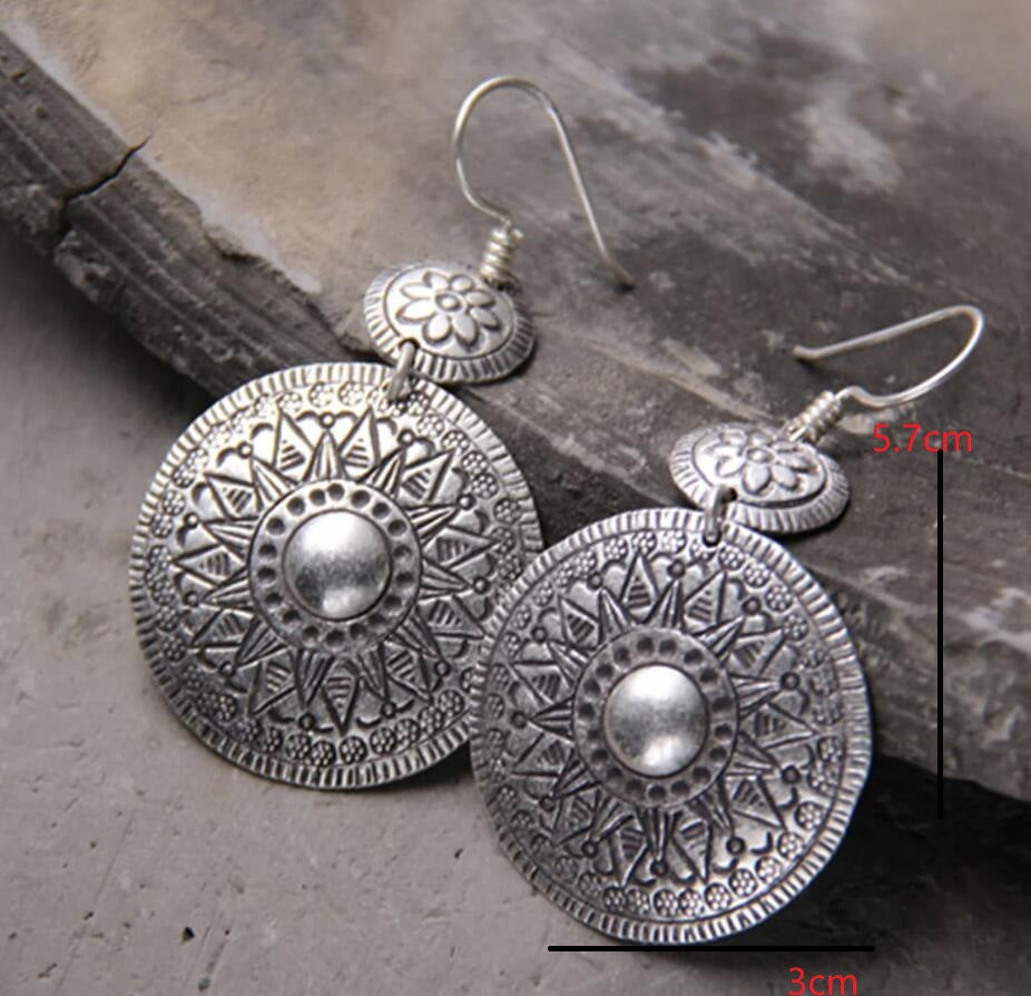 Wholesale Retro Ethnic Patterned Round Drop Earrings Ancient Silver For Everyday Fashion Accessory