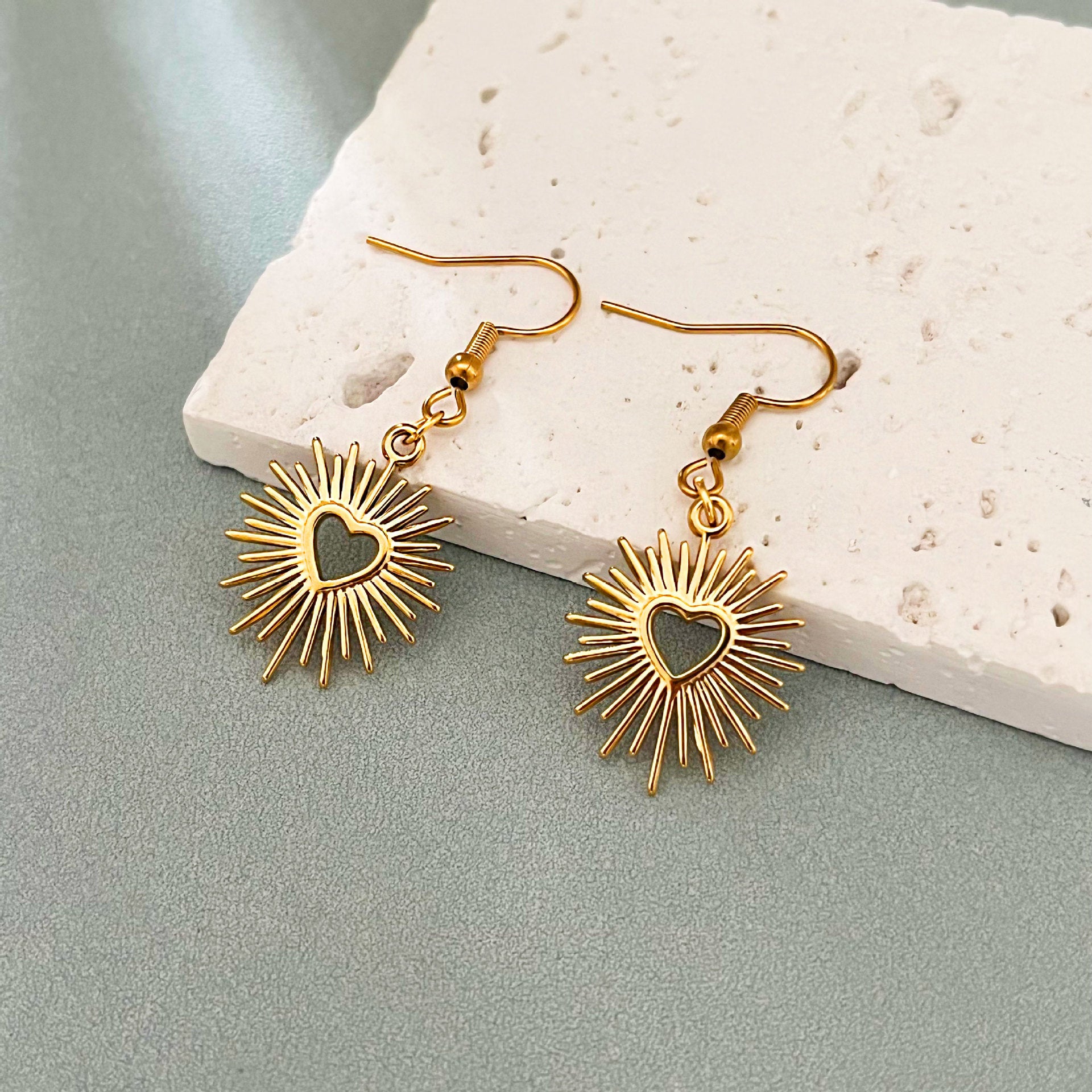 Wholesale Stainless Steel Double-Layer Sunlight Heart Bracelet Necklace