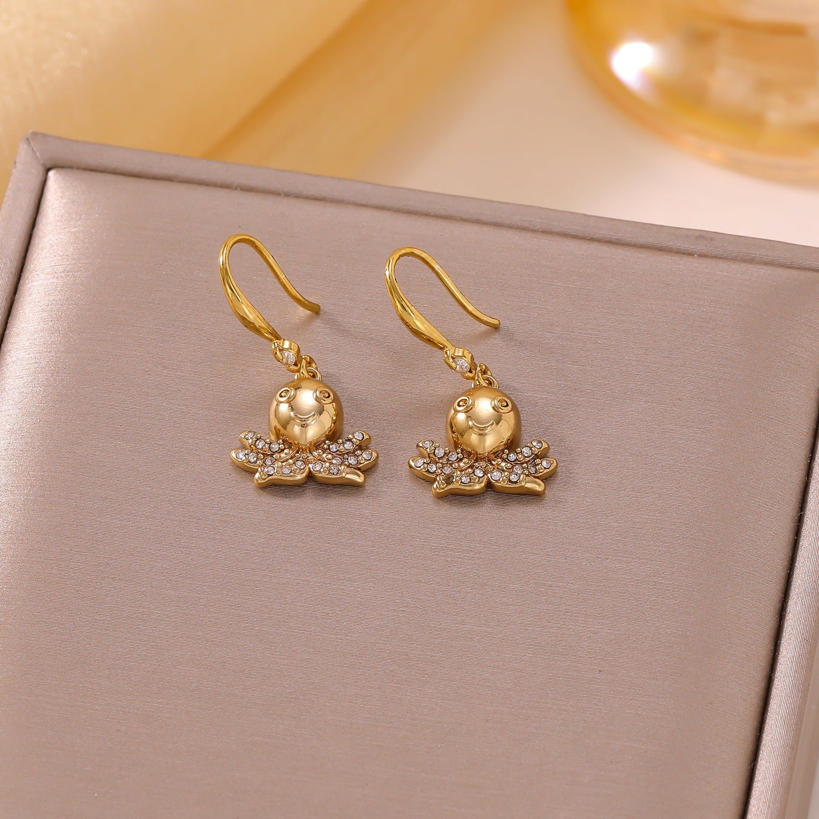 Wholesale Titanium Steel Real Gold Plated Flower Pearl Stud Earrings Everyday Fashion Accessory For Women