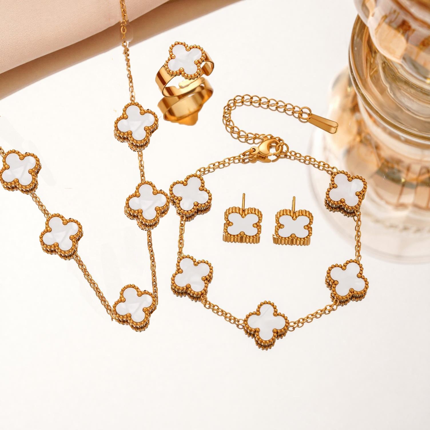 Wholesale Women S Black Four Leaf Clover Jewelry Set Titanium Steel Necklace Earrings Bracelet Brooch Trendy Everyday Fashion Accessory