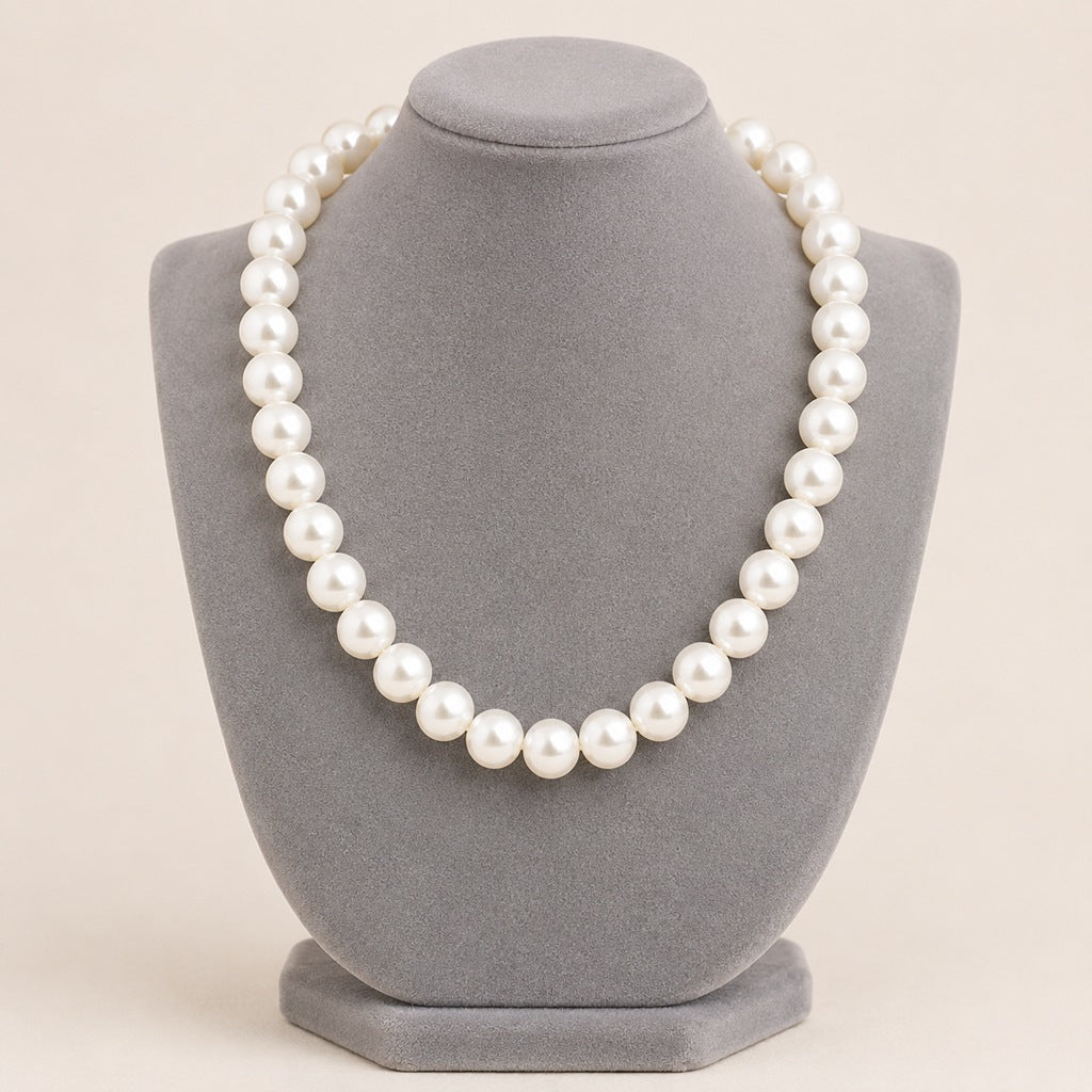 Wholesale Stylish White Faux Pearl Necklace For Women Elegant Cheongsam Collarbone Chain Gift Jewelry Accessory