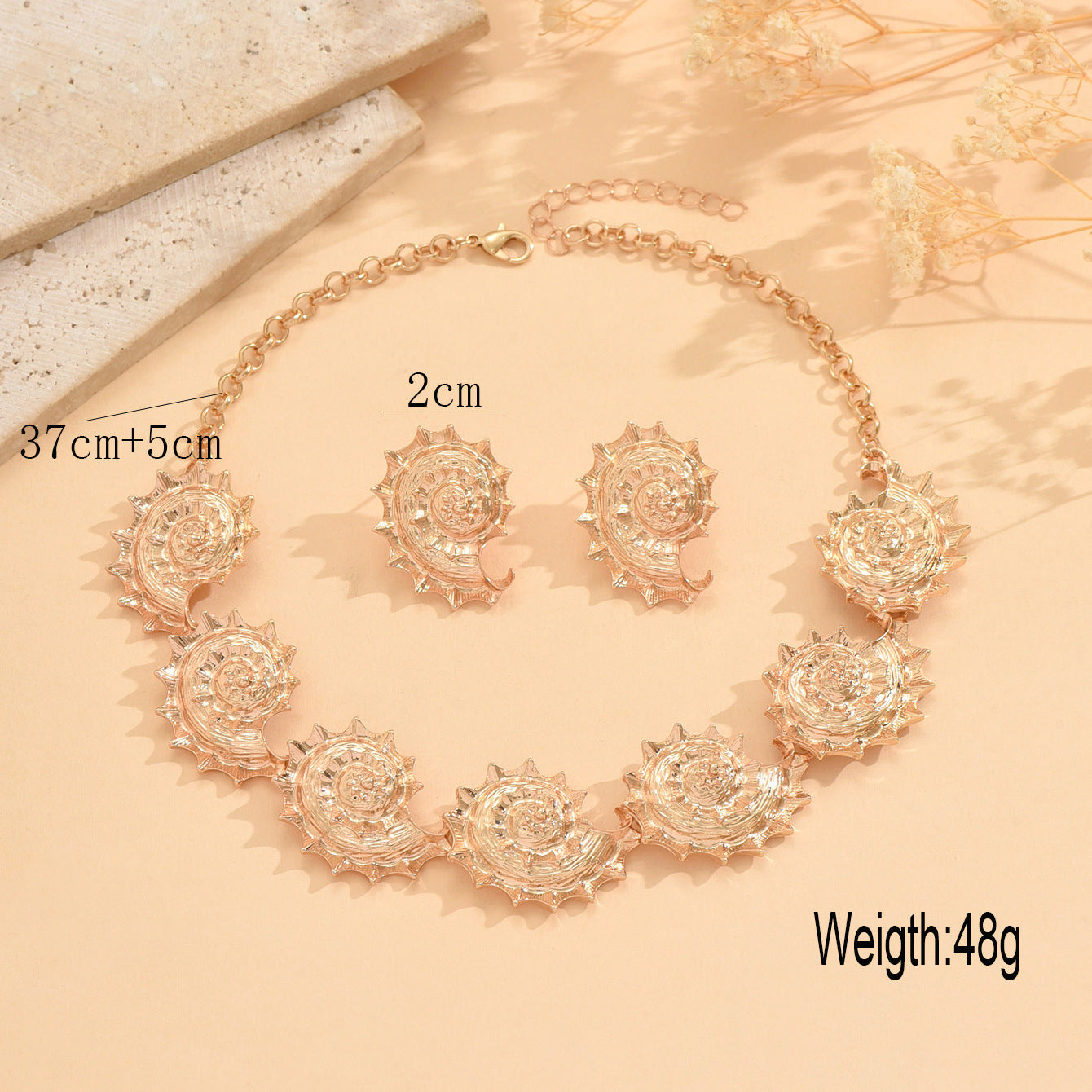 Wholesale retro and simple conch necklace and earring set