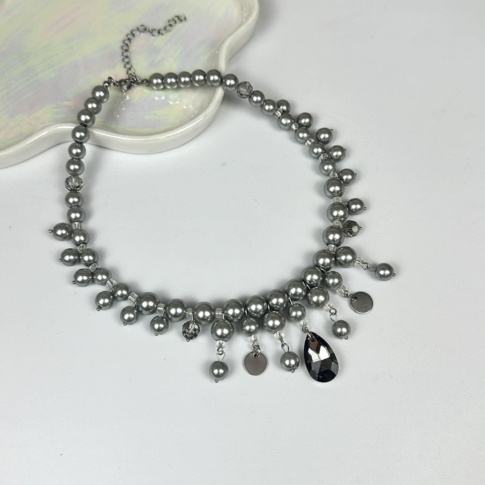 Wholesale Water drop contrast pearl necklace