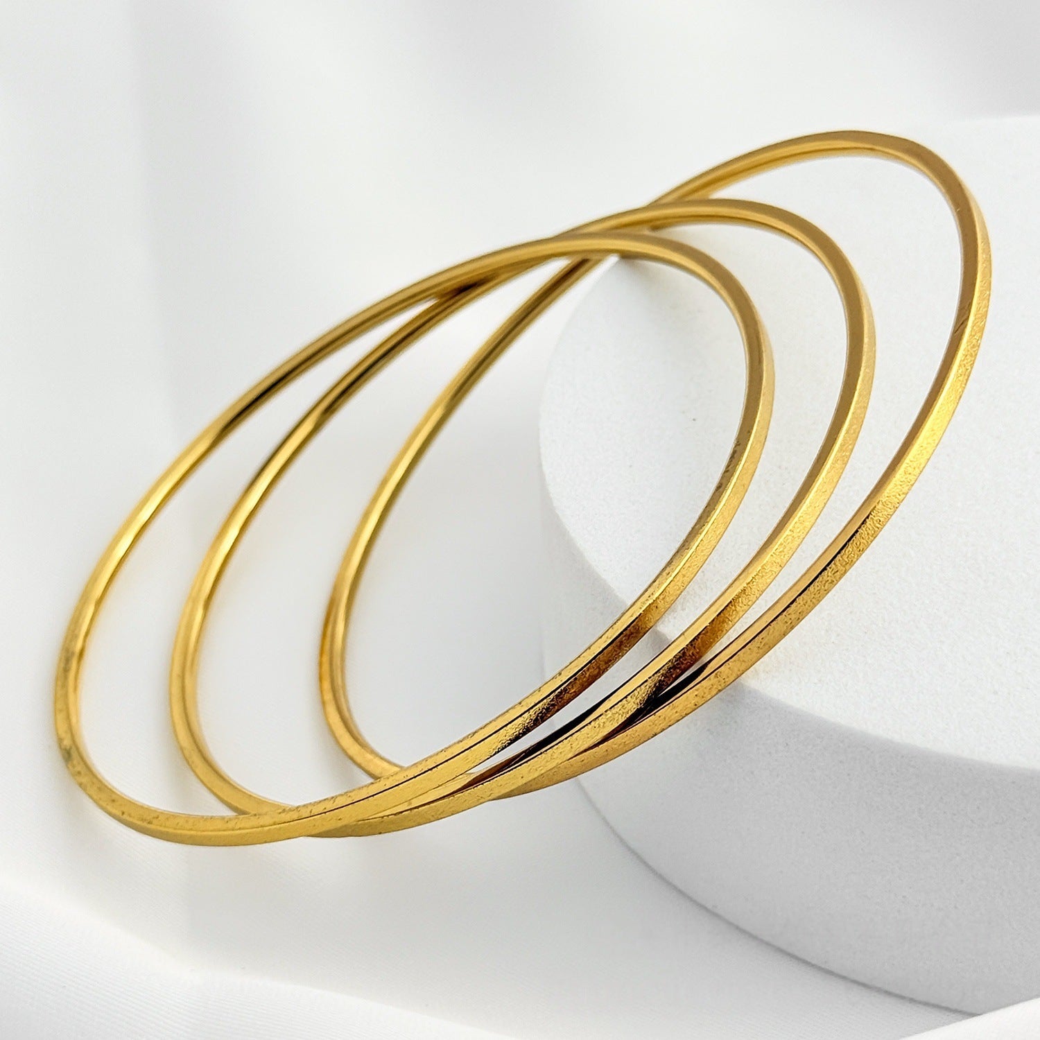 Wholesale Stainless Steel Plated Geometric Bangle Modern Minimalist Jewelry Accessory