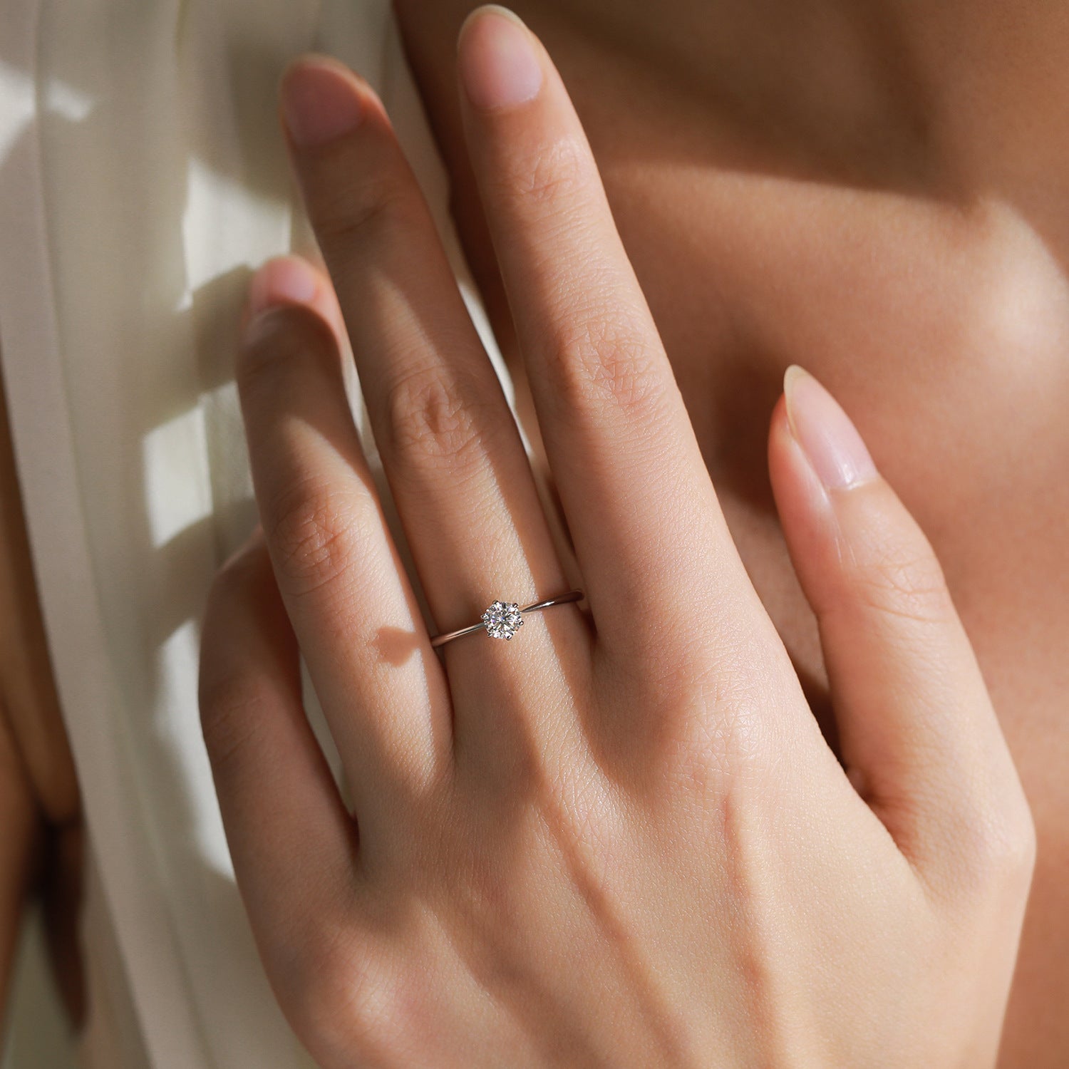 Wholesale  S925 Sterling Silver Six-claw Single Diamond Ring