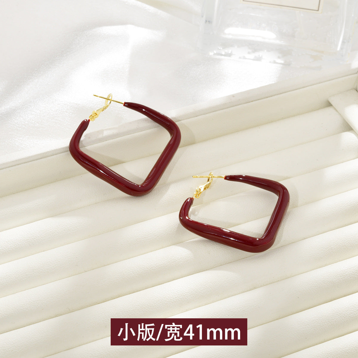 Wholesale  Red Hoop Earrings Luxury Earrings