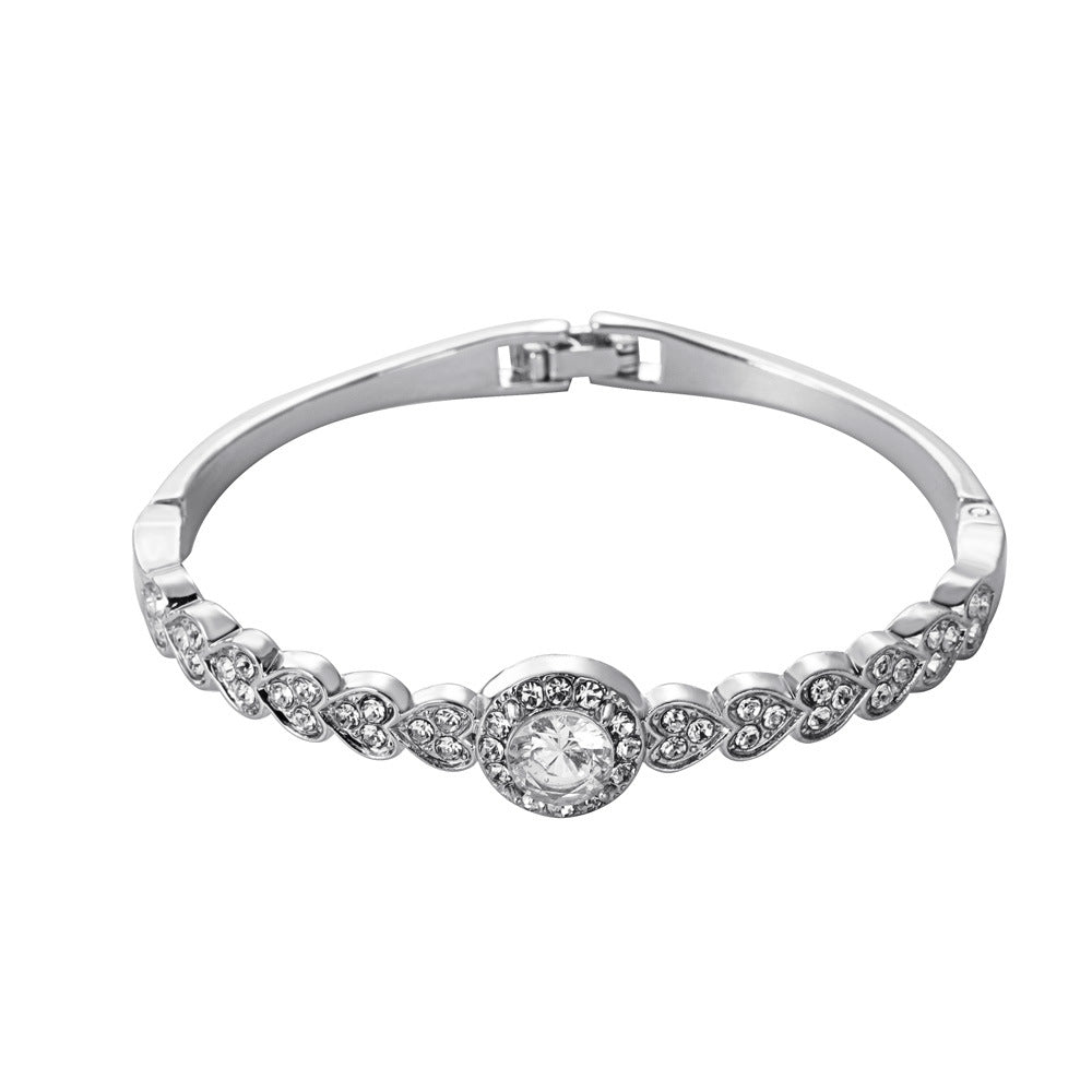 Wholesale Gold Love Heart Rhinestone Bracelet Vintage Style Fashion Jewelry Accessory Gift