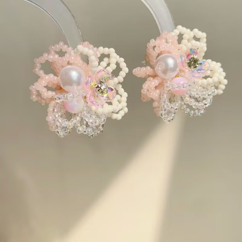 Wholesale Cream Hydrangea Rice Pearl Earrings