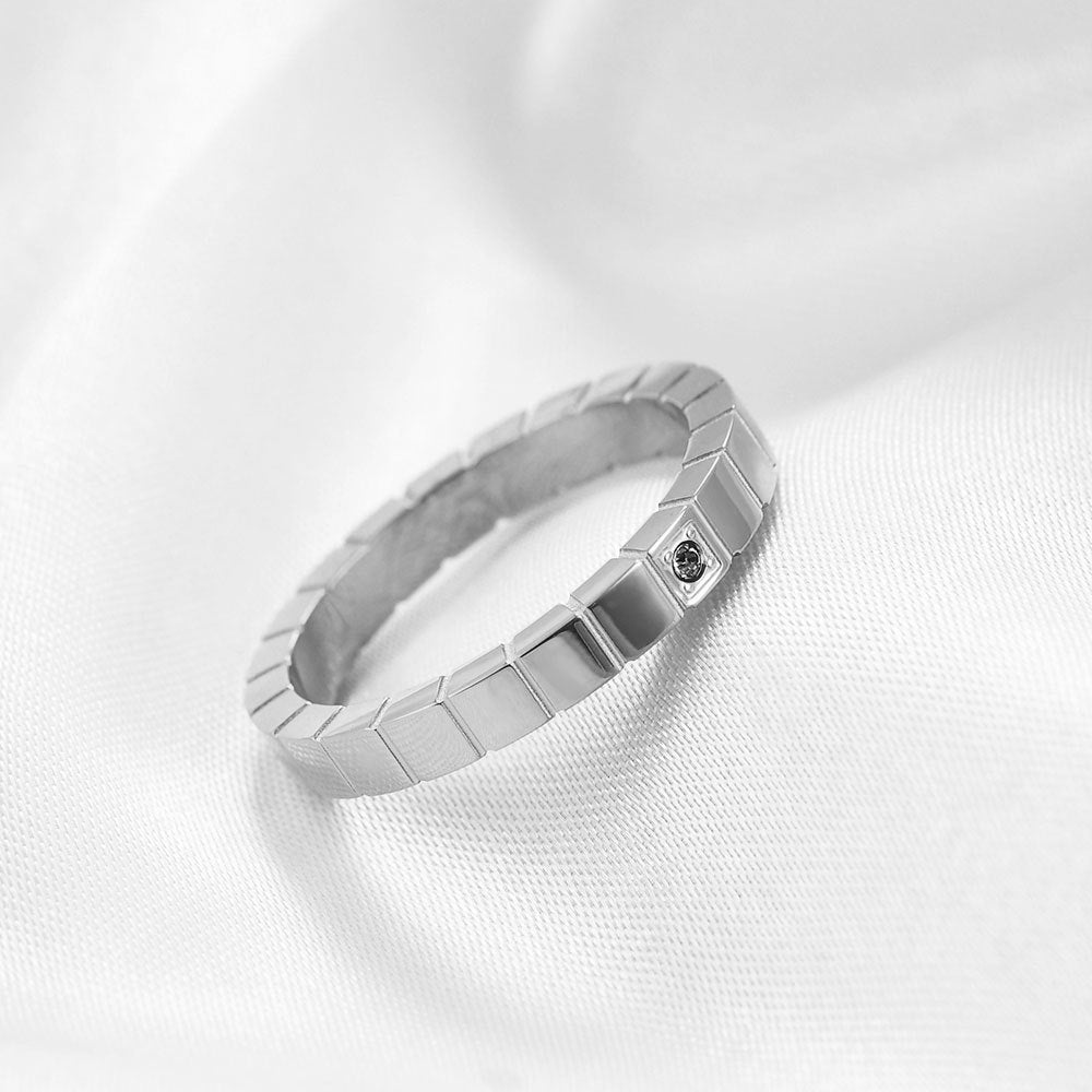 Wholesale 4MM rectangular stylish simple striped stainless steel ring
