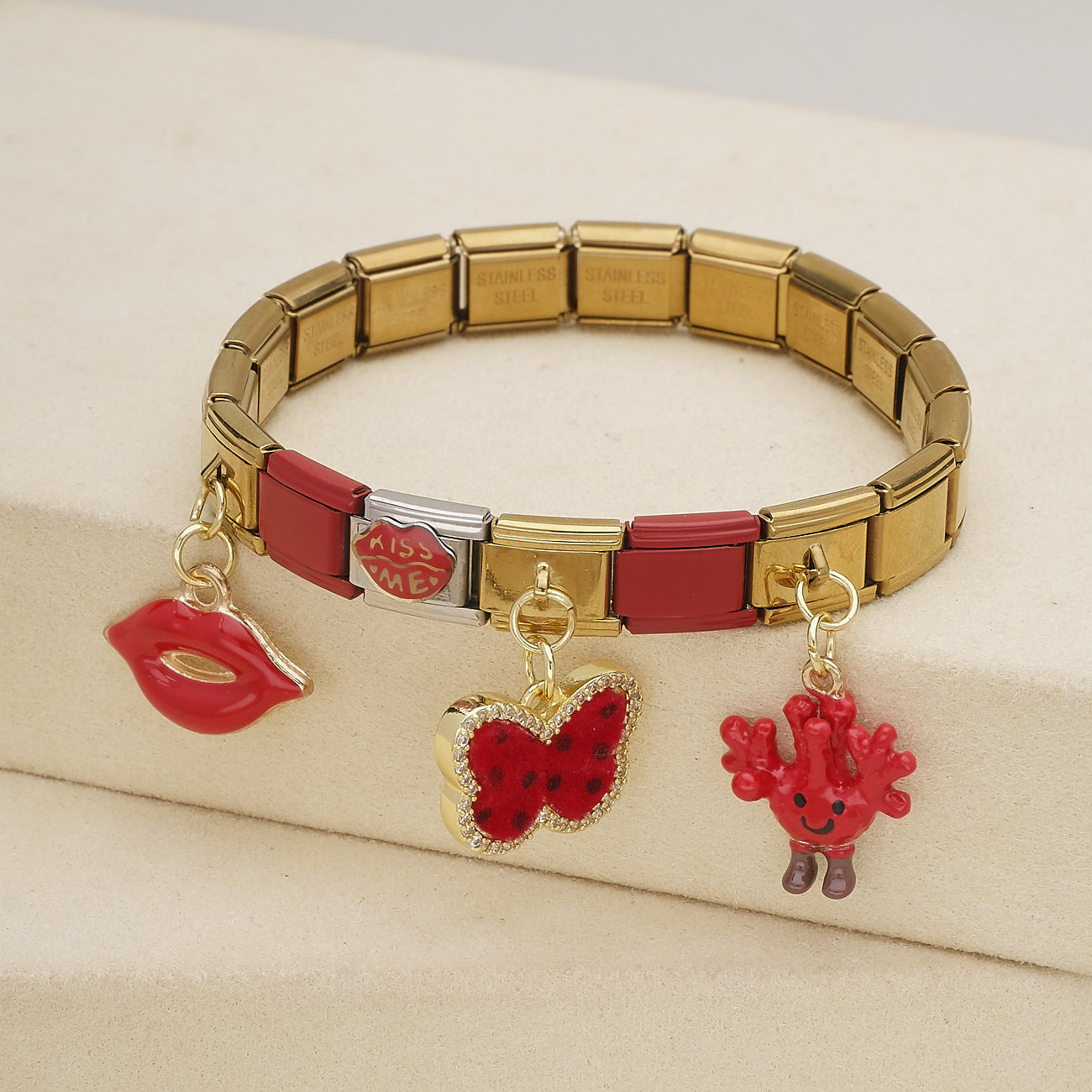 Wholesale Electroplated Stainless Steel Vintage Red Gold Heart Mushroom Cherry Butterfly Bracelet Charms DIY Jewelry Making Accessory