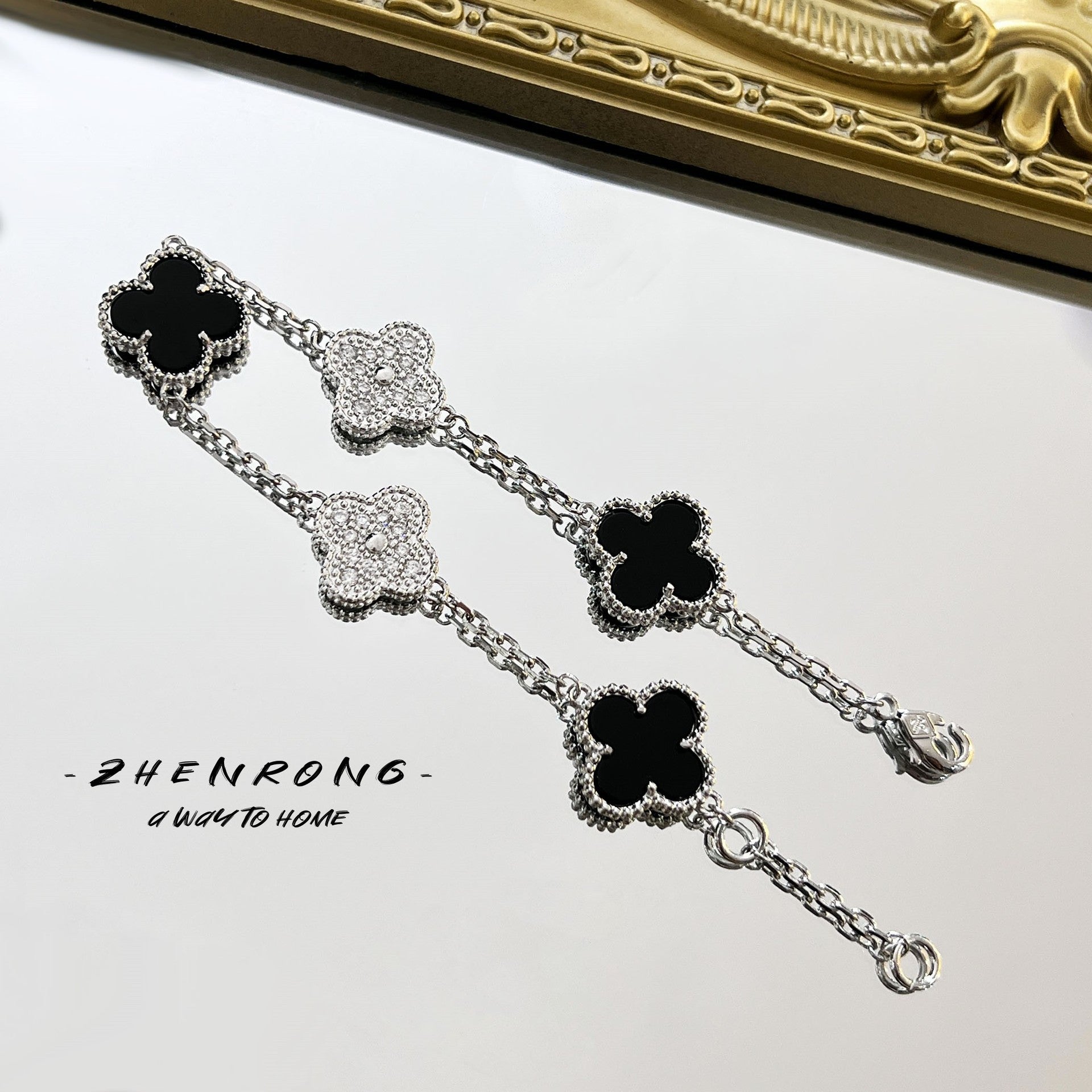 Wholesale Panda Four-Leaf Clover Design Bracelet Sweet Cool Style Trendy Jewelry Accessory