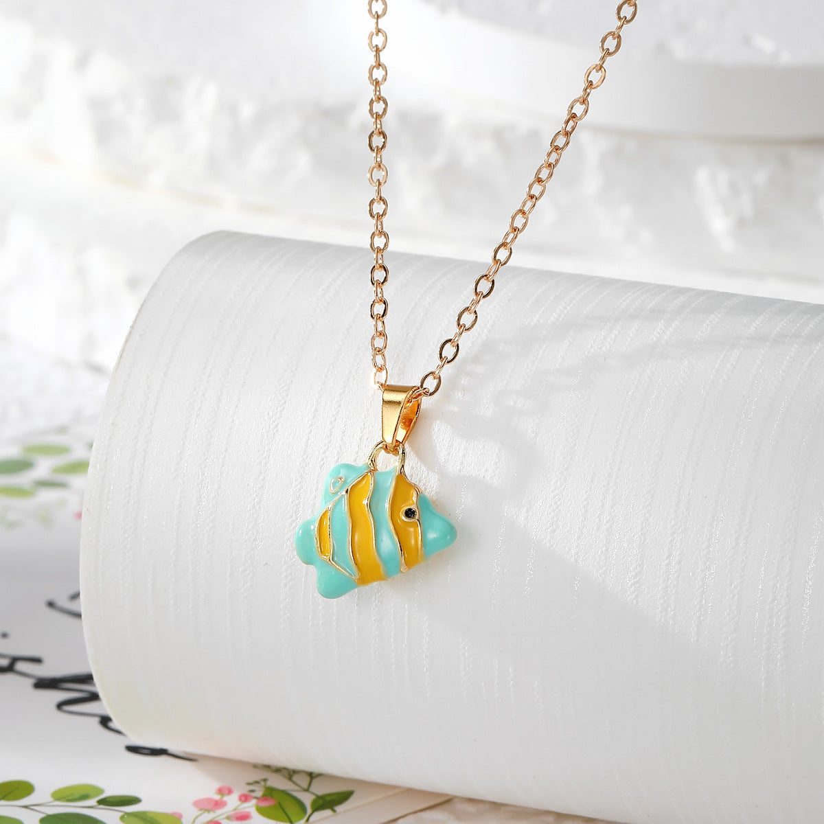 Wholesale Trendy 3D Cartoon Ocean Animal Alloy Dripping Oil Pendant Necklace Jewelry Accessory For Gift