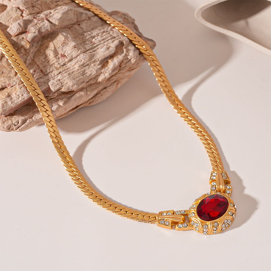 Wholesale Retro Diamond-encrusted Oval Metal Chain Clavicle Snake Bone Chain