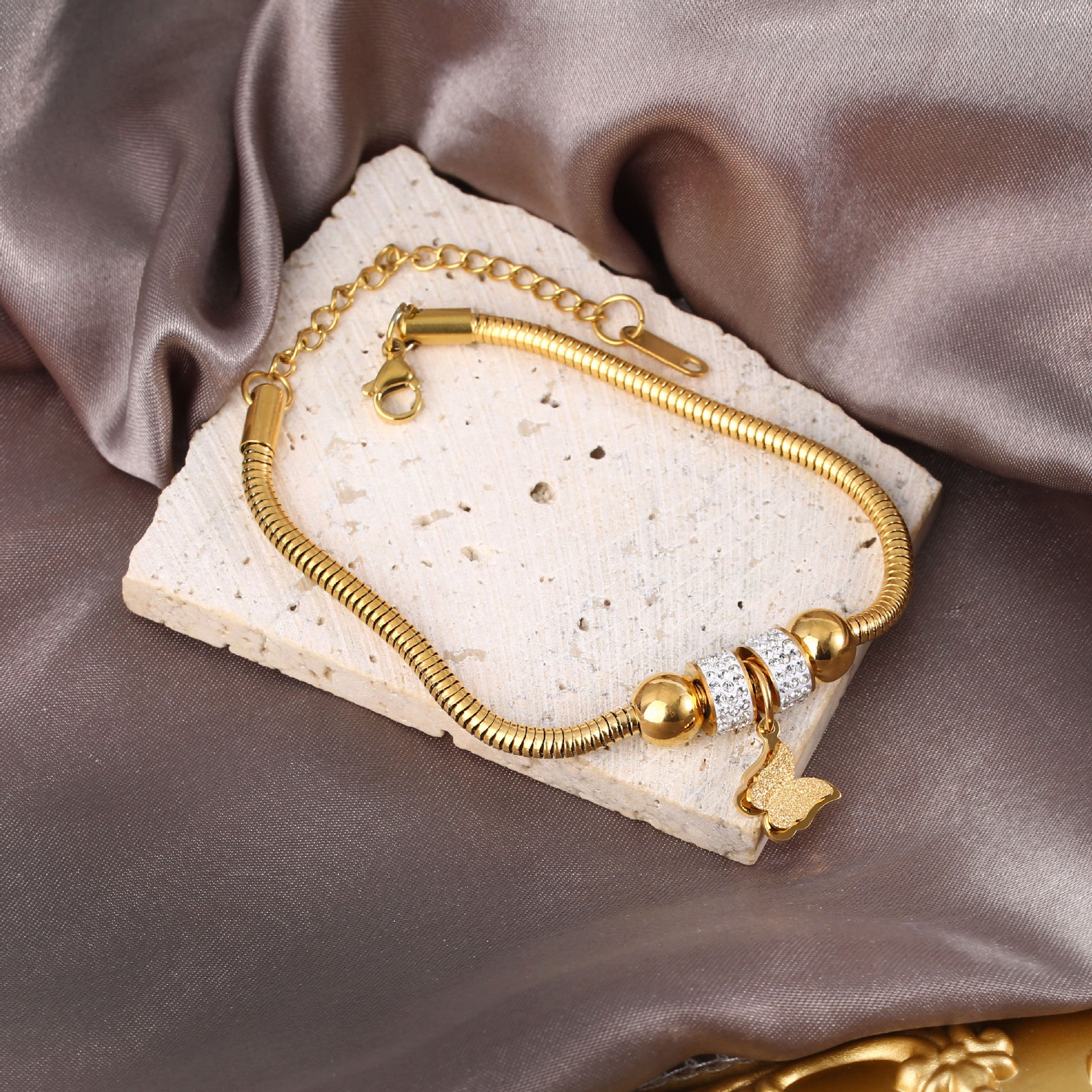 Wholesale  Personality racelet Diamond Butterfly Titanium Steel Bracelet