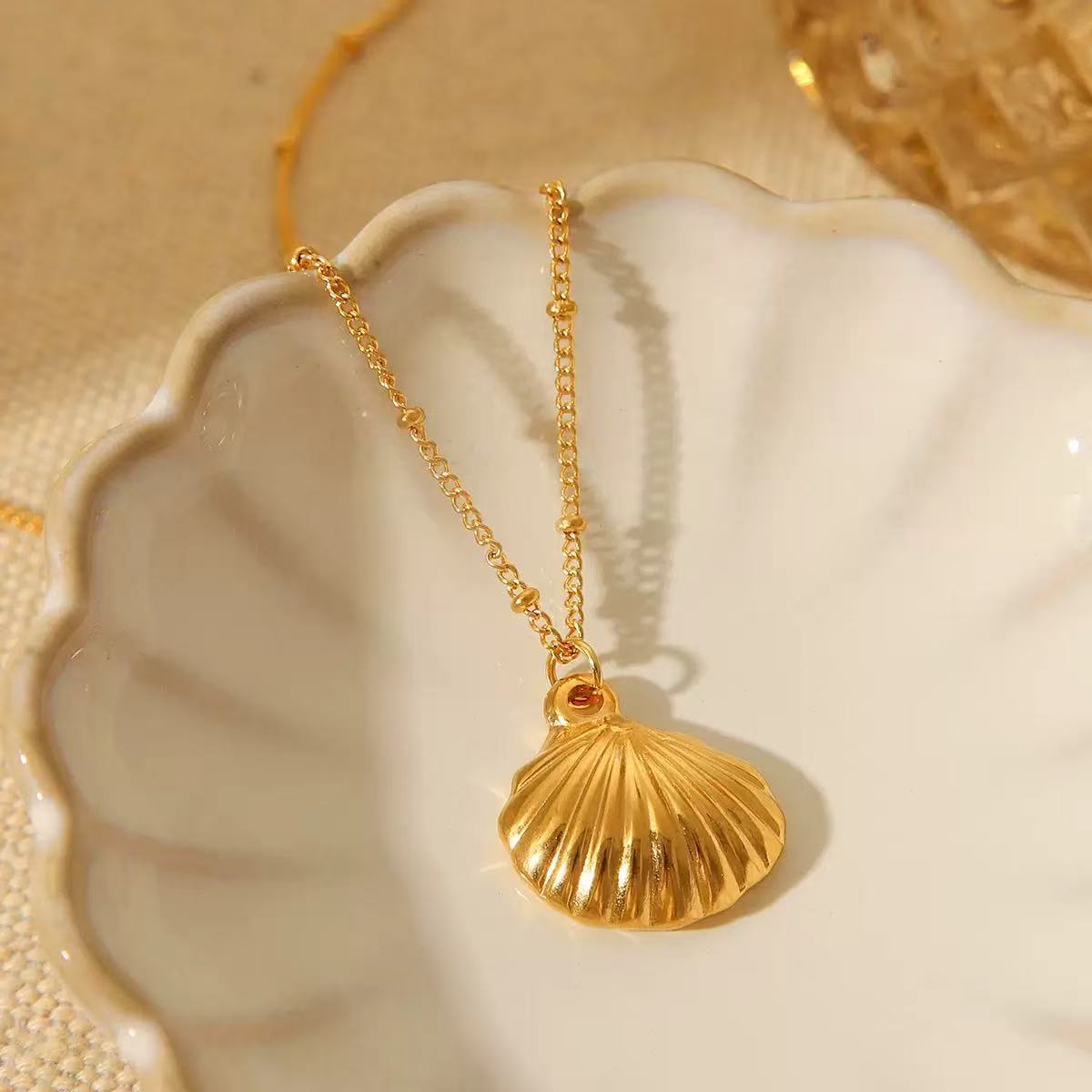 Wholesale Marine Stainless Steel Shell Necklace