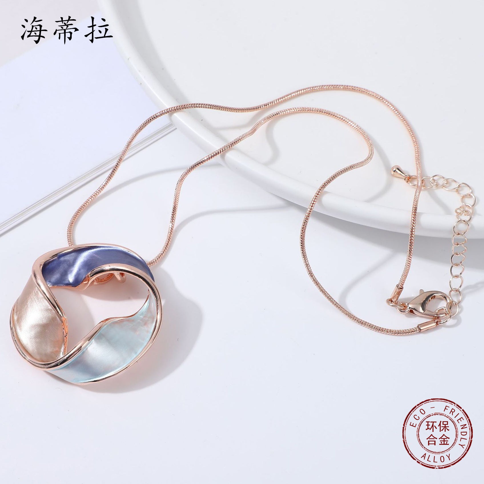 Wholesale  round personalized hollow round geometric color pendant  clavicle chain