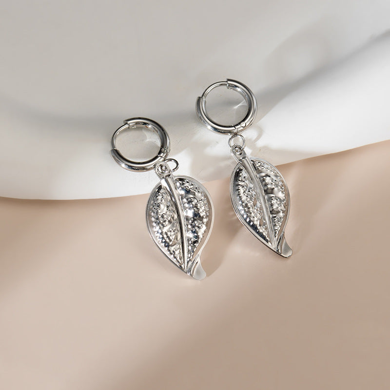 Wholesale Electroplated Stainless Steel Shell Earrings - Boutique Resale Jewelry