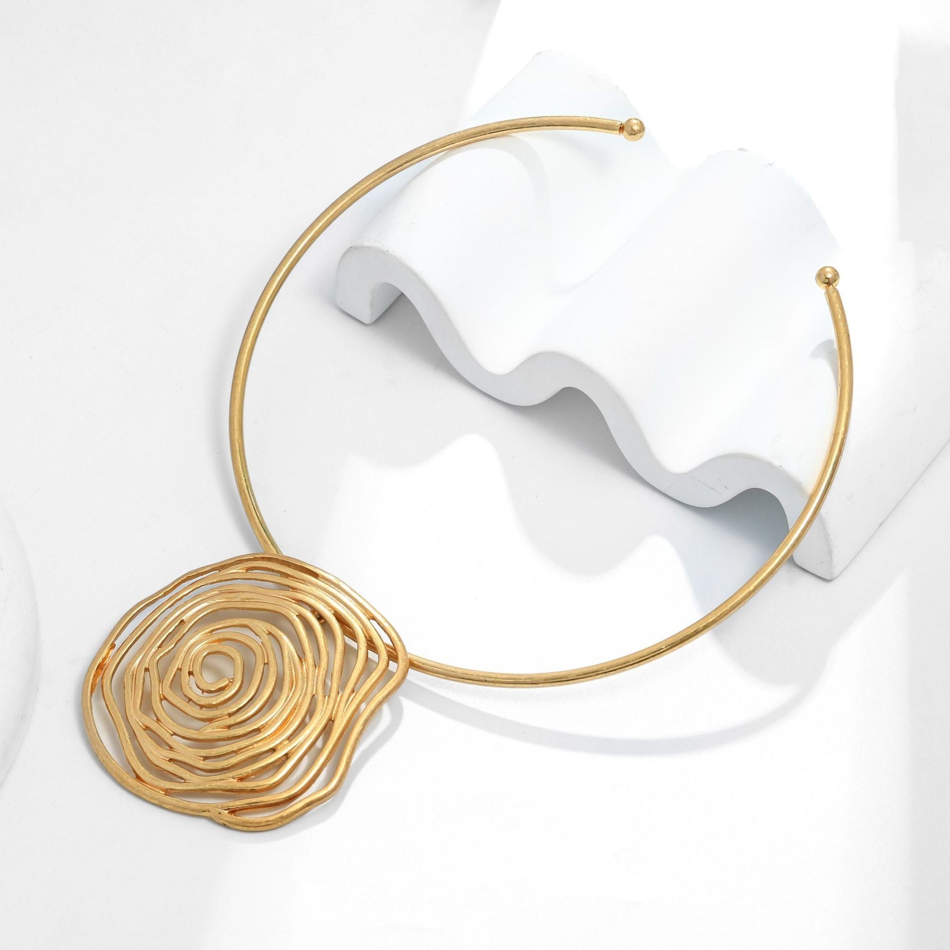 Wholesale Swirl Spiral Shape Ring Collar Women' s Set