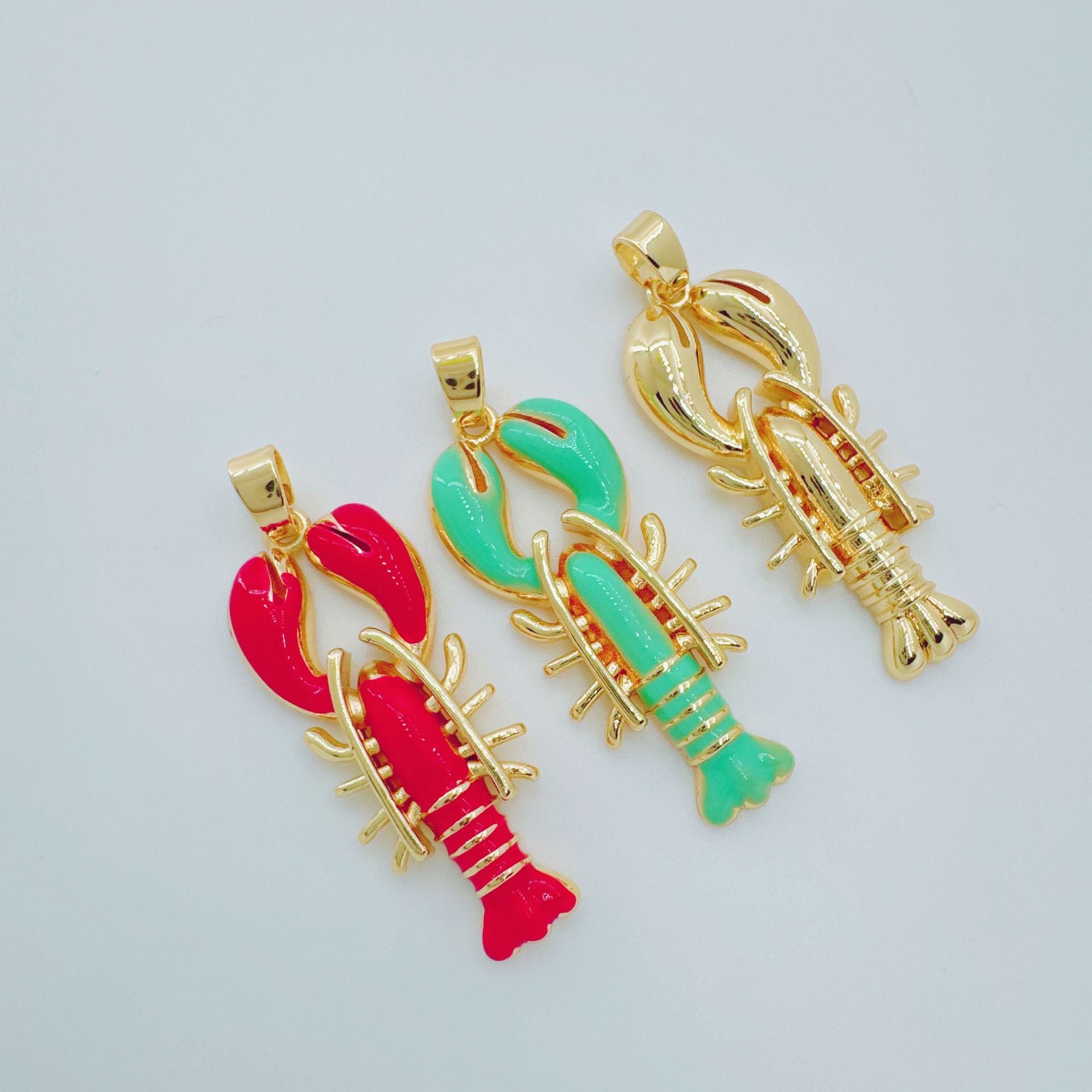 Wholesale Lobster Pendant Necklace Gold Tone Copper Niche Design Jewelry Accessory for Resale