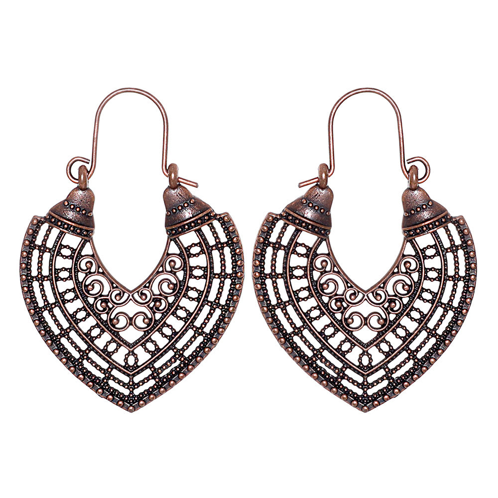 Wholesale Bohemian Retro Metal Hollow Heart Earrings Fashion Accessory Gift for Women