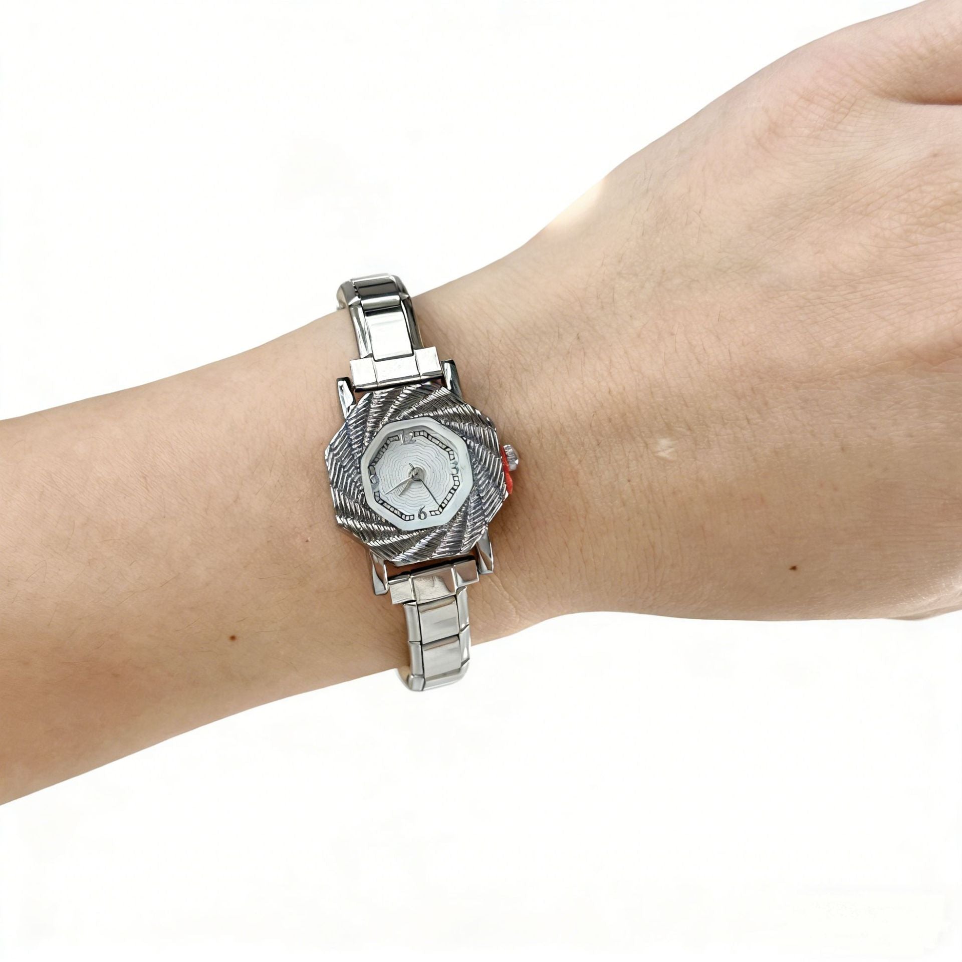 Wholesale Stainless Steel Quartz Watch with Tassel,  Bagua Octagonal Design,  Fashionable Women' s Wristwatch,  Boutique Gift