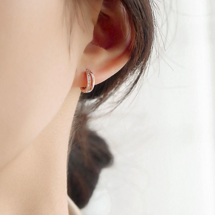 Wholesale S925 Sterling Silver Hollow-out Diamond-encrusted Butterfly Earrings