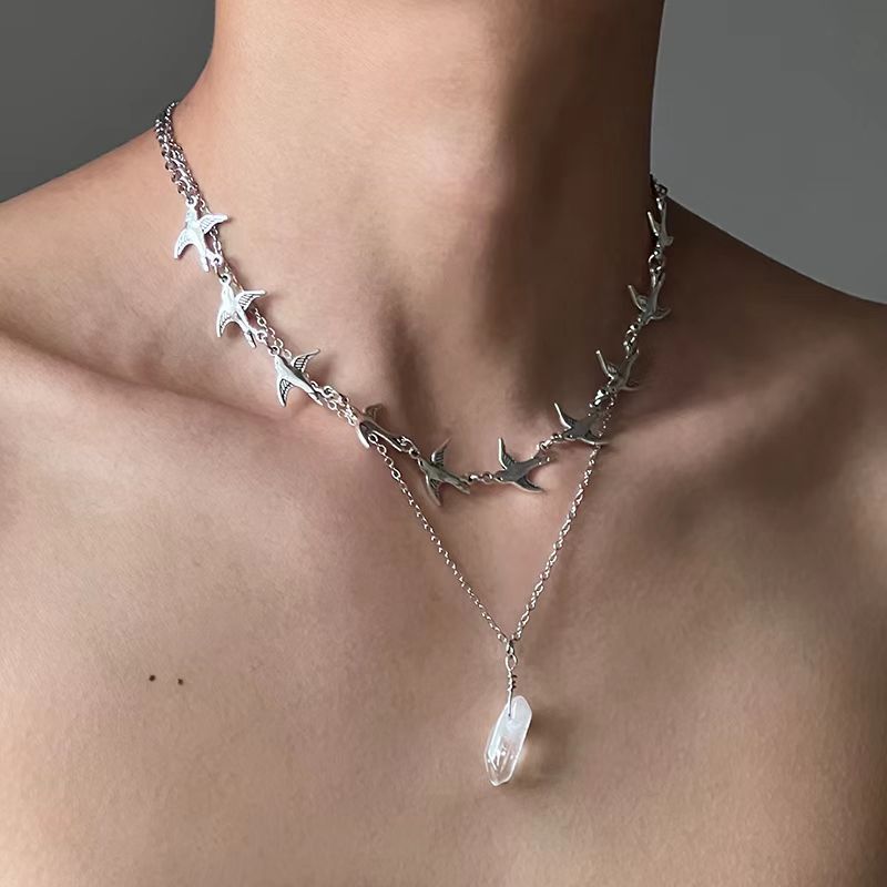 Wholesale Zinc Alloy Double-Layered Necklace with Bird and Stone Design,  Fashion Accessory for Everyday Wear