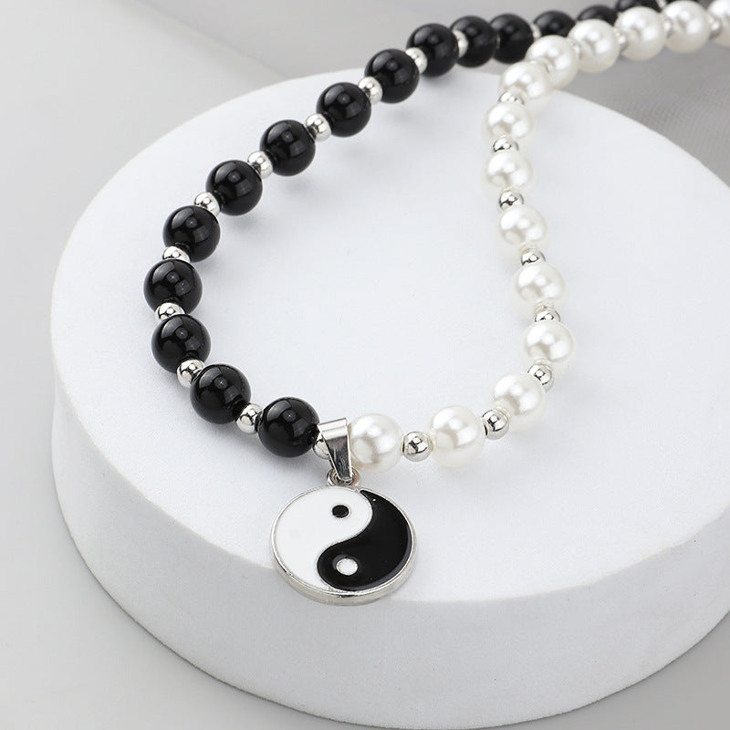 Wholesale gossip necklace black and white pearl ornaments necklace