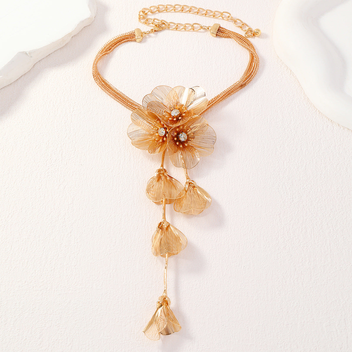 Wholesale Long Petal Tassel Exaggerated Earrings Statemente Earrings ACC-ES-Qunq001