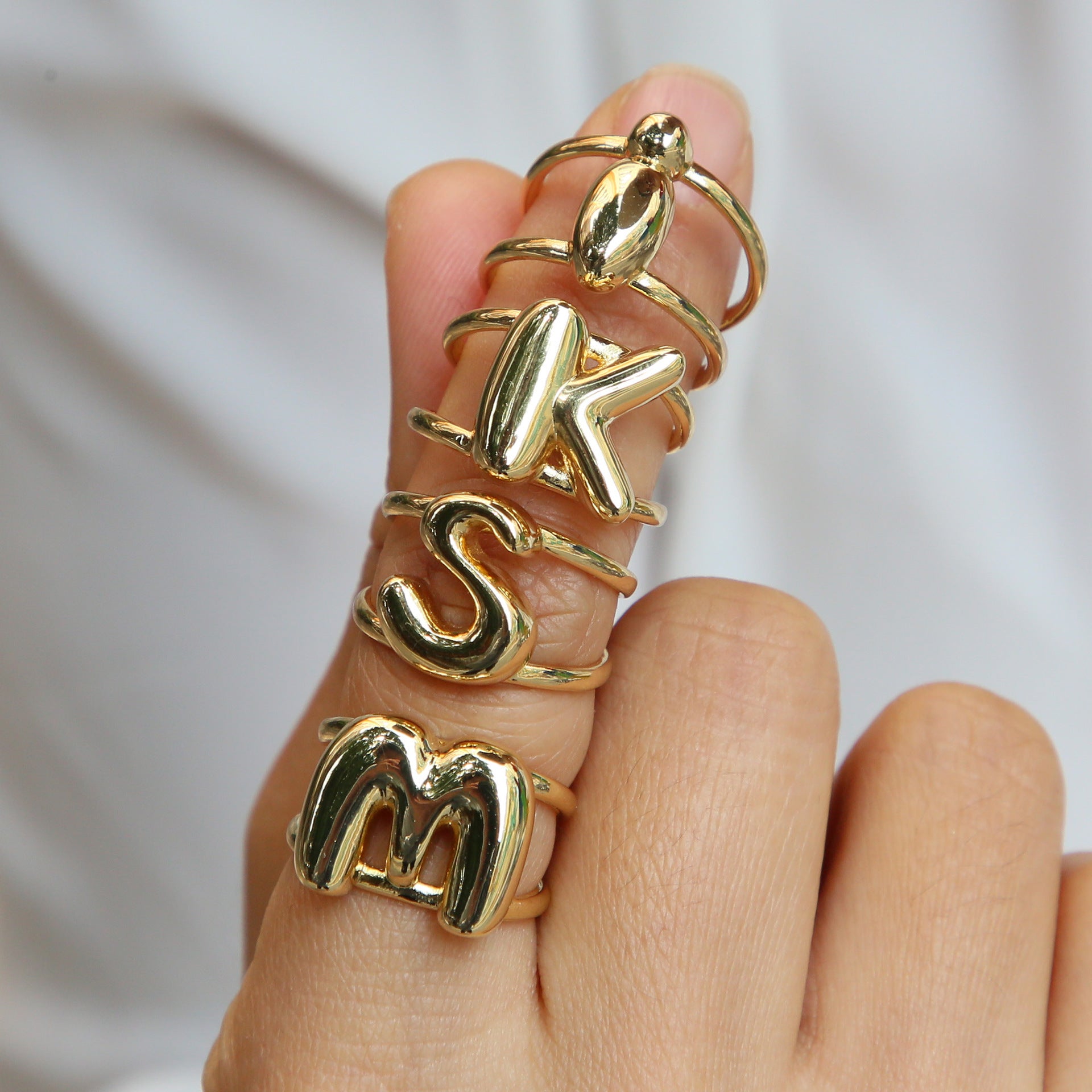 Wholesale  26 A-Z English Letter Open Luxury Women's Rings