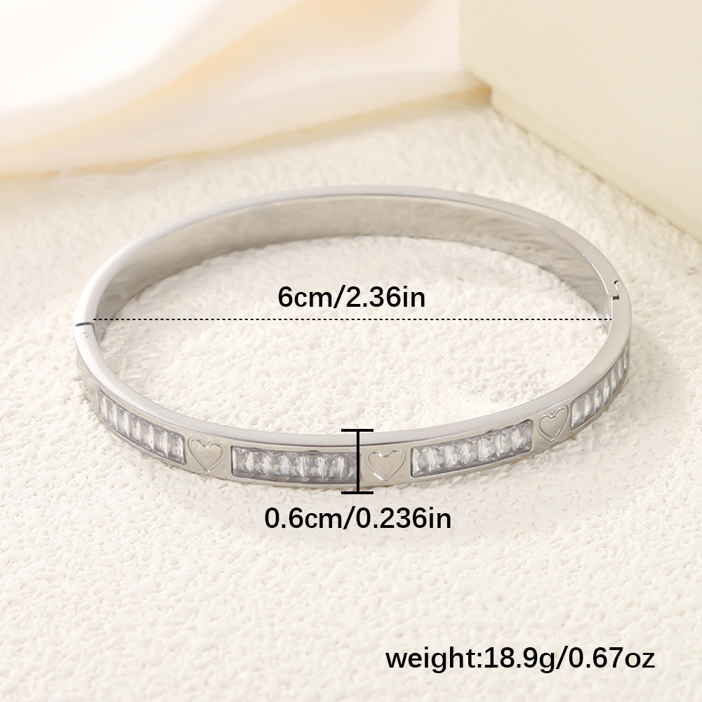 Wholesale Chic Heart Cubic Zirconia Stainless Steel Bracelet Stylish Everyday Wear Jewelry Accessory For Women