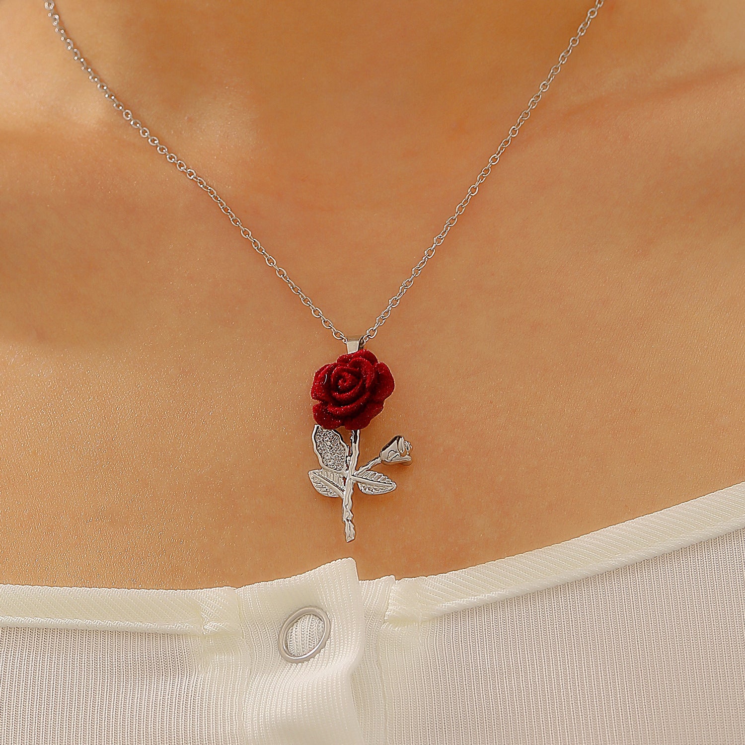 Wholesale Love Rose Necklace  Flower Heart-shaped Clavicle Chain