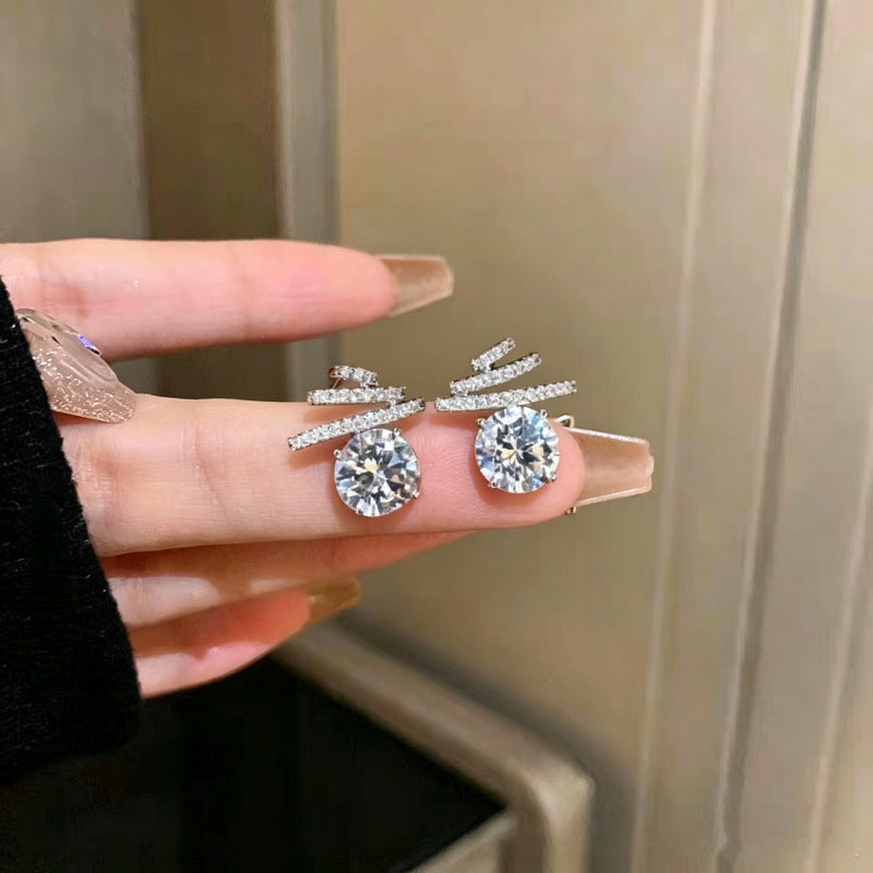Wholesale Korean Style Geometric Zircon Round Earrings Sparkling Studs For Women Party Wear Jewelry Accessory