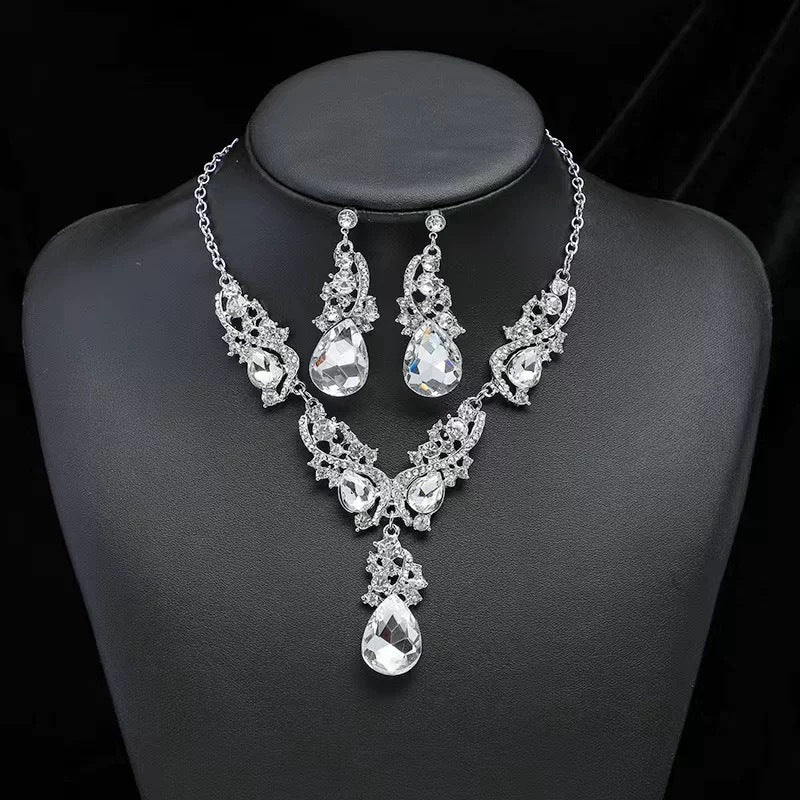 Wholesale Man-made Pearl and Rhinestone Earring Necklace and Bracelet Set