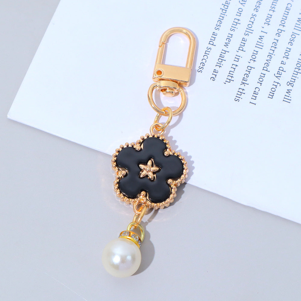 Wholesale Sweet Floral Pearl Keychain Bag Pendant Fashion Accessory Boutique Resale