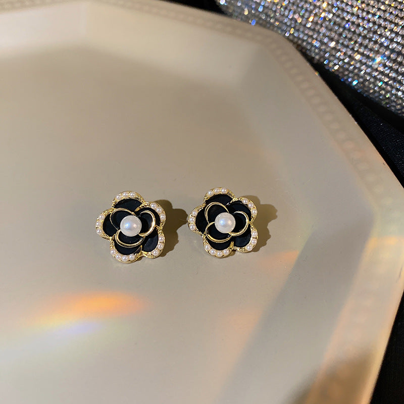Wholesale Black Camellia Pearl Earrings