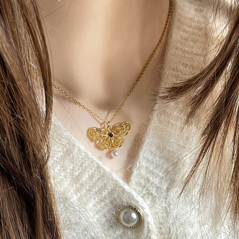 Wholesale  Butterfly Necklace  Hollow Brushed Love Necklaces