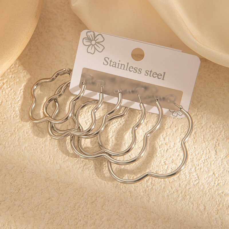 Wholesale Light Luxury Star Hoop Earrings for Women - Titanium Steel Electroplated,  Boutique Resale