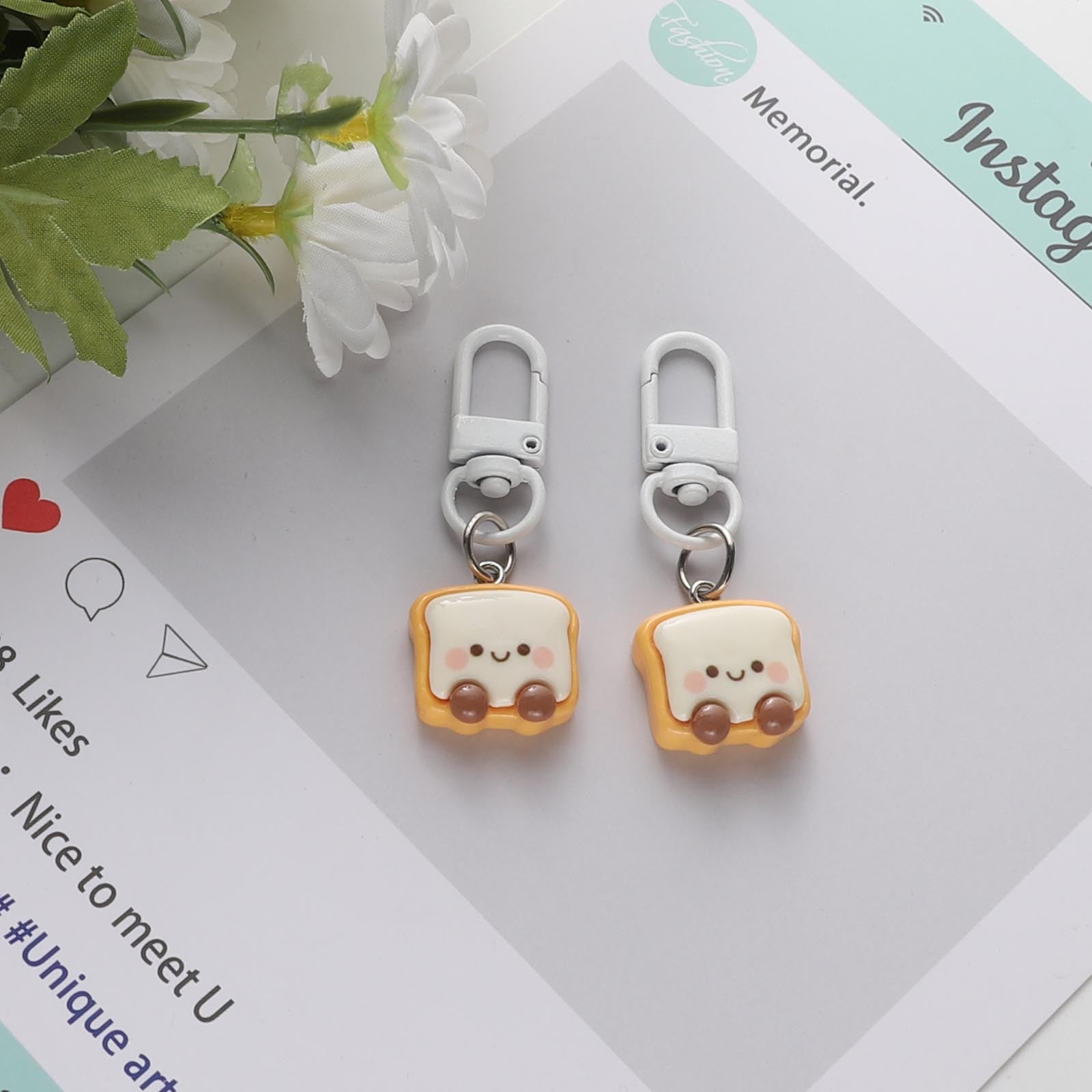 Wholesale Bread Food Play Keychain